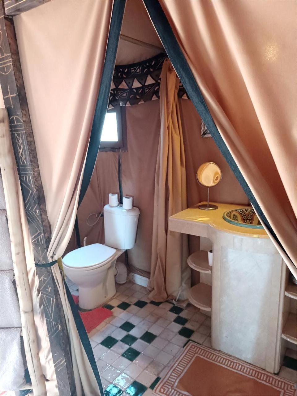 Merzouga Traditional Luxury Camp Bagian luar foto